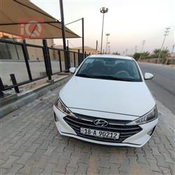هیوندای ئەلەنترا